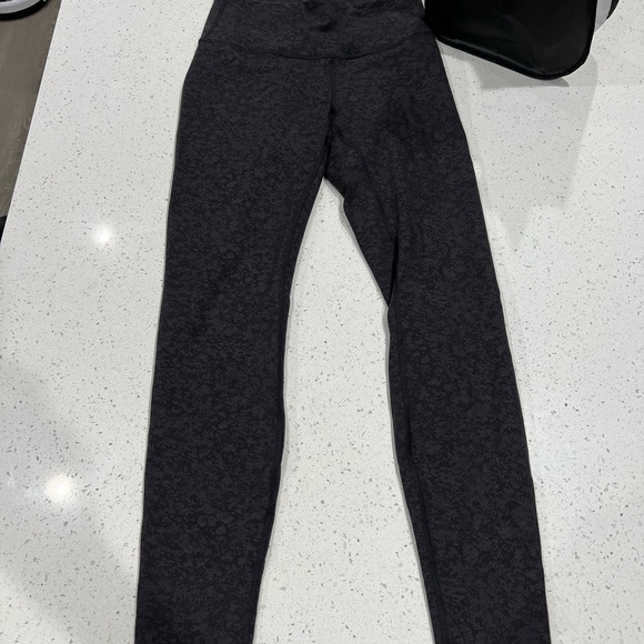 Lululemon Athletica Wunder Train Leggings NWOT - Picture 2 of 4